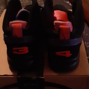 Bo Jackson classic sneakers